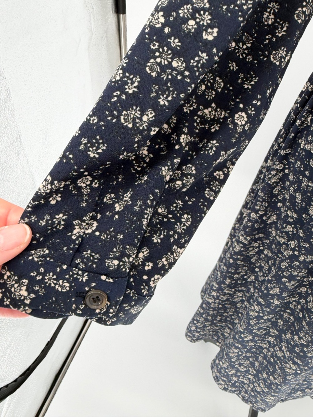 Button Navy Blue Calico‎ Floral Mock Neck Long Sleeve Midi Dress - Picture 8 of 9
